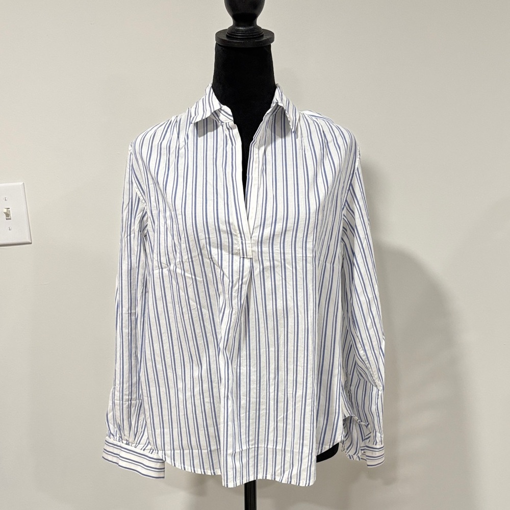 Trovata White Shirt with Blue Stripes size S